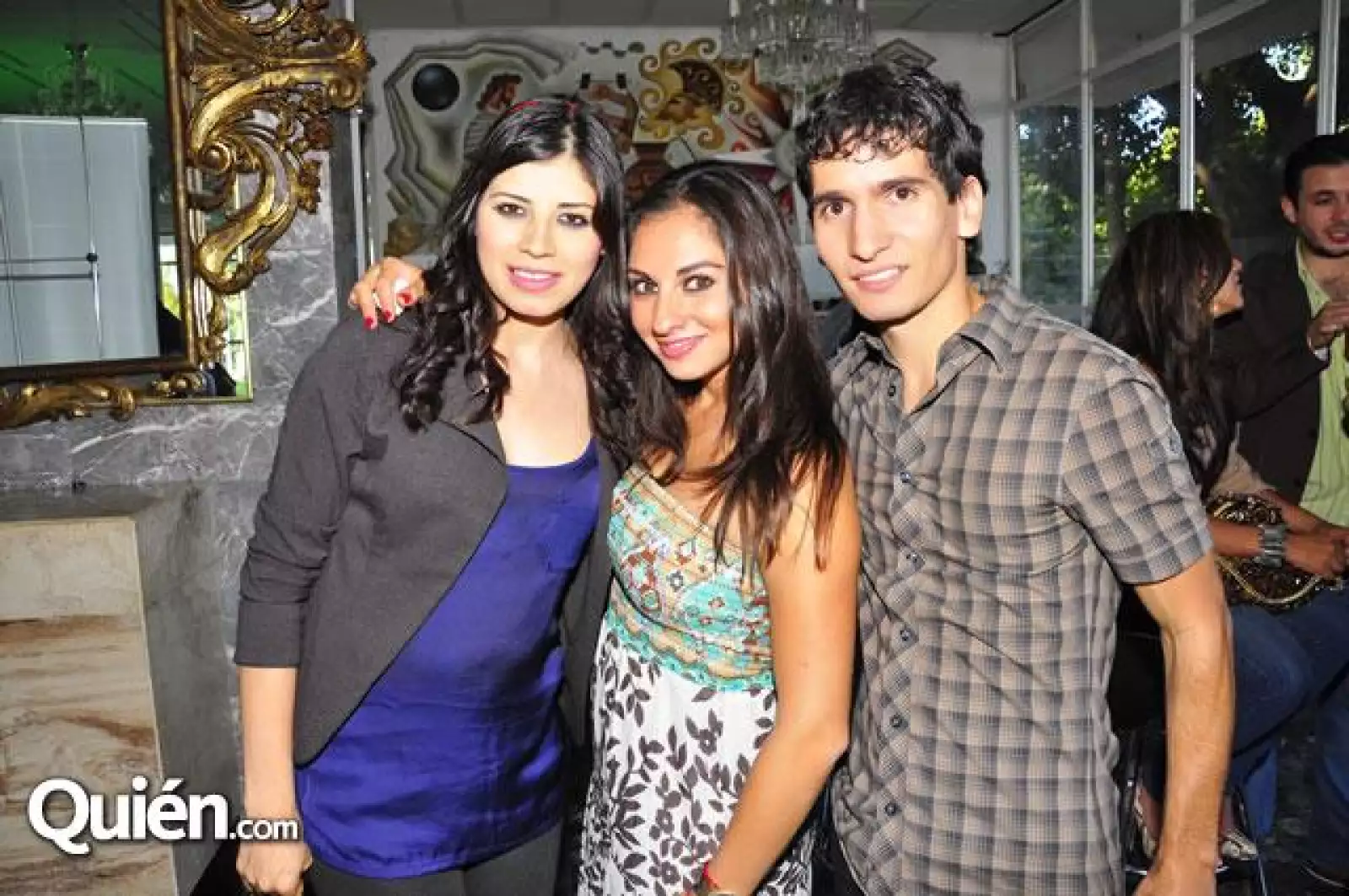 Pau Hernández,Carla Cueva,Carlos Jiménez