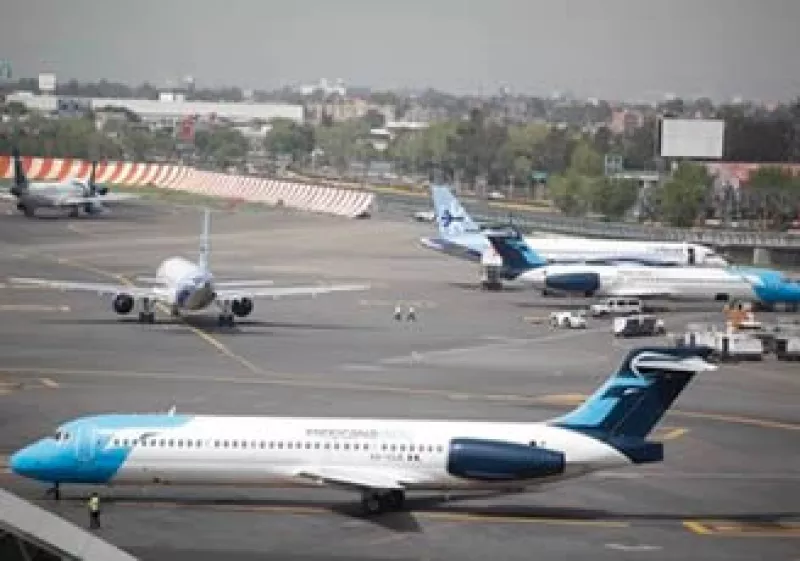Mexicana de Aviación enfrenta serios problemas financieros para seguir operando. (Foto: AP)