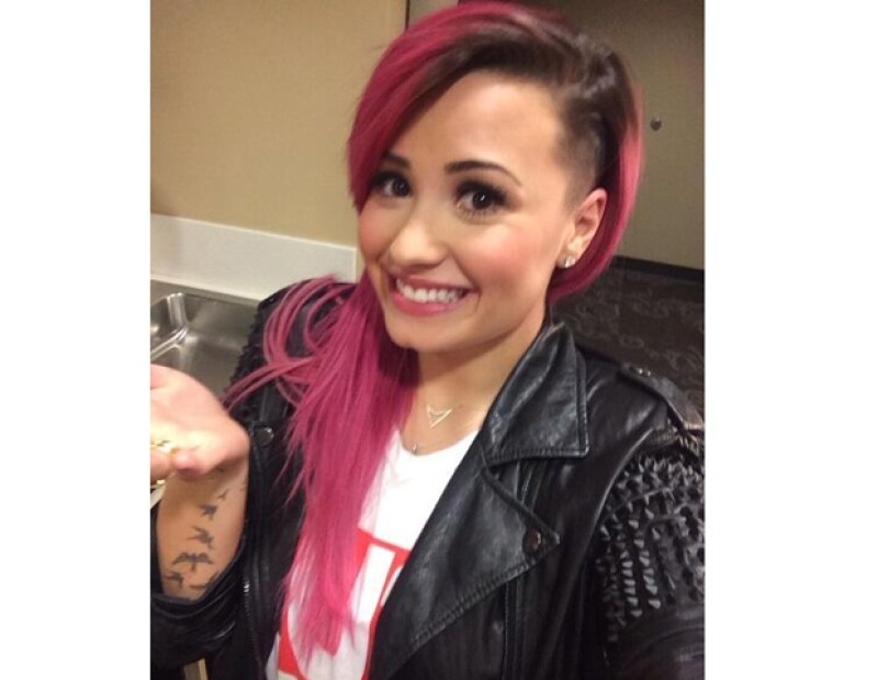 550+ Imagenes Cortes De Cabello Mujer Rapado A Un Lado Descárgalo