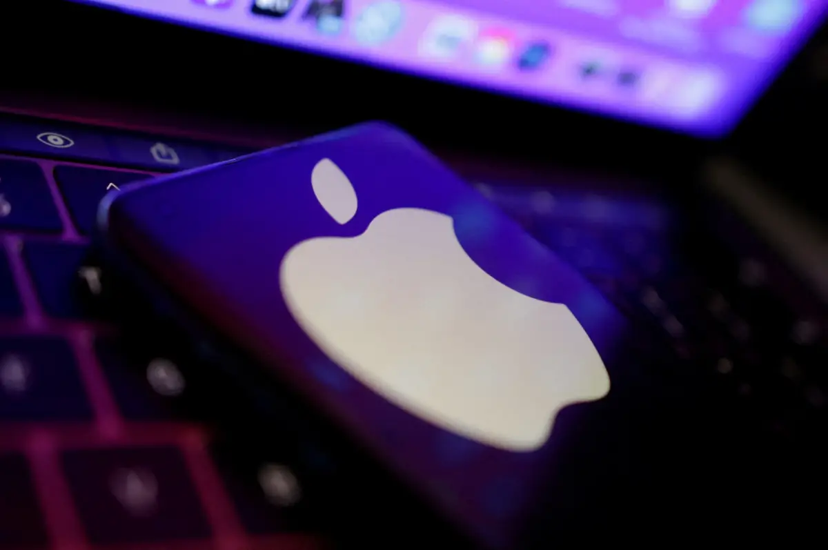 Apple defiende a Google