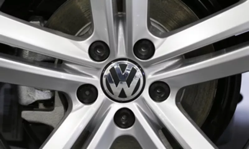 Volkswagen ha utilizado acero para reducir el peso de sus modelos masivos. (Foto: AP)