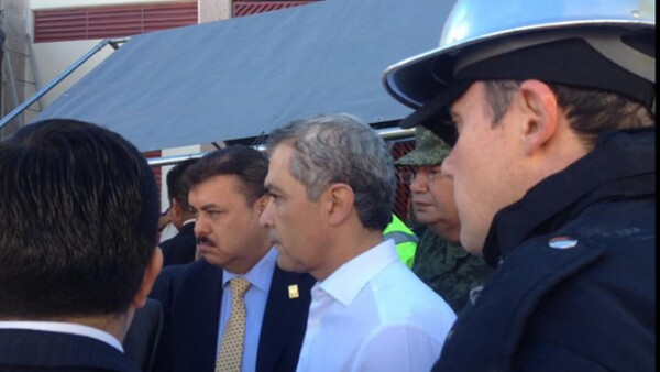 Miguel Ángel Mancera reporta en su cuenta de Twitter que el cuerpo de una mujer fue hallado durante la remoción de escombros.