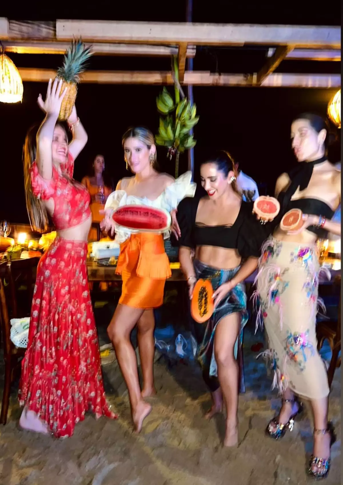 Fiesta michelle salas copacabana.jpg