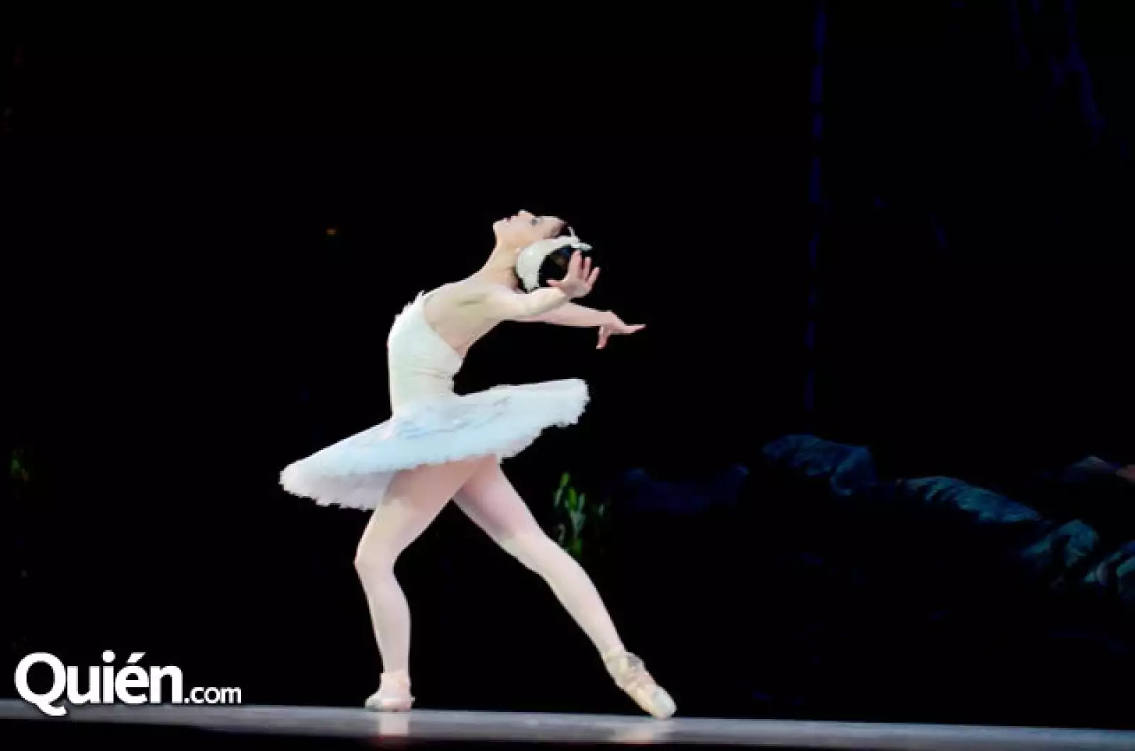 Lago de los Cisnes del Ballet de Monterrey en el Teatro de la Ciudad