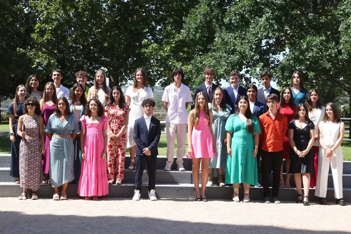La infanta Sofía recibe a futuros compañeros de escuela en el palacio de la Zarzuela