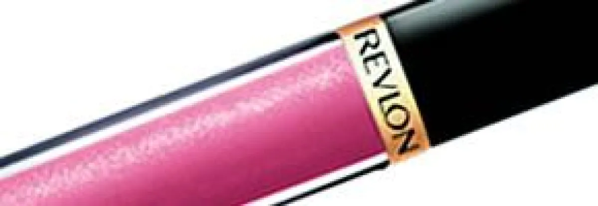 Los glosses de alto brillo dan volumen a los labios.