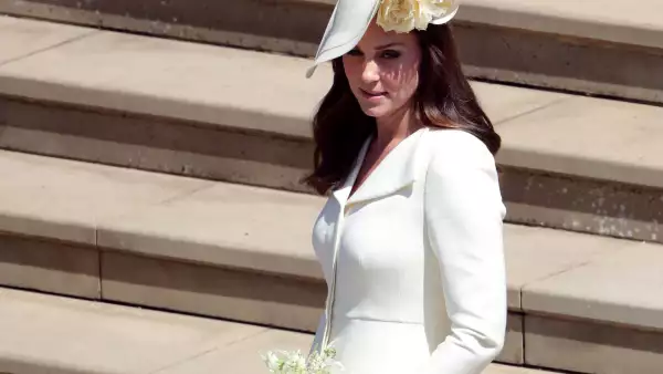 Al parecer Kate Middleton no recicló vestido para la boda real 