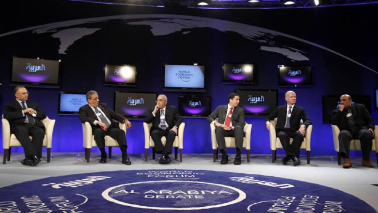 Los mandatarios y directivos de grandes empresas se reunen, cada año en Suiza, para proponer soluciones ante las diversas situaciones financieras que se dan en el planeta.
