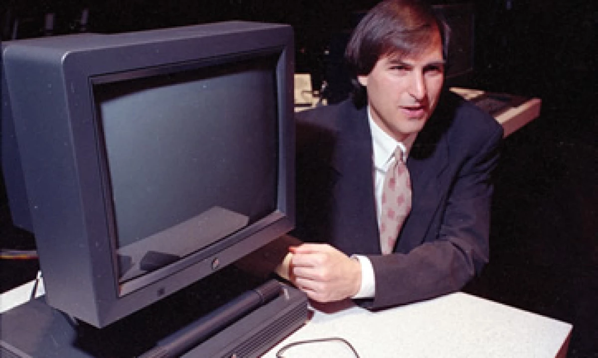 “Cuando te despiertes por la mañana y la prensa subestime a Apple, sal y compra algunas acciones”, decía Steve Jobs. (Foto: AP)
