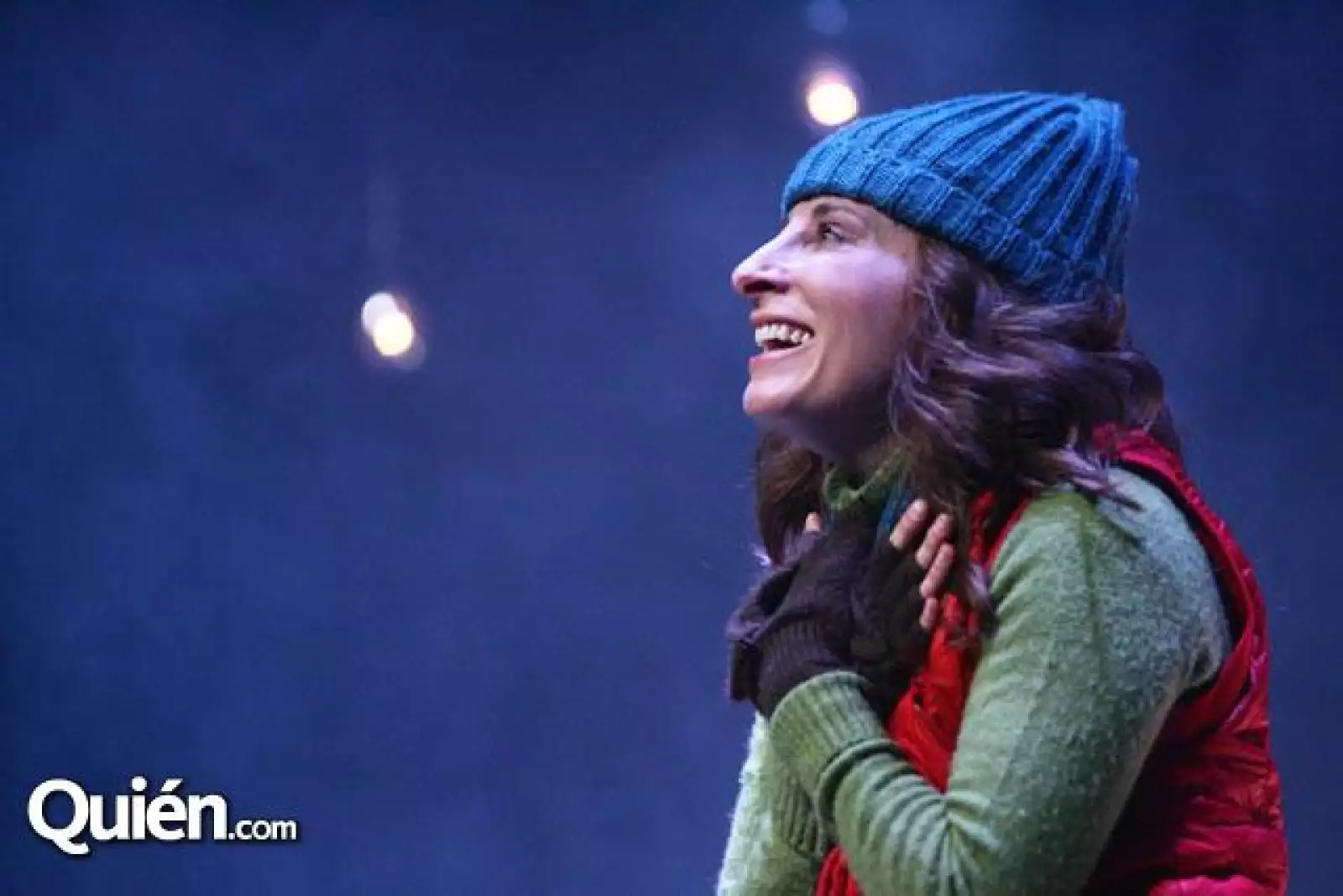 Escenas de la obra Casi un Pueblo