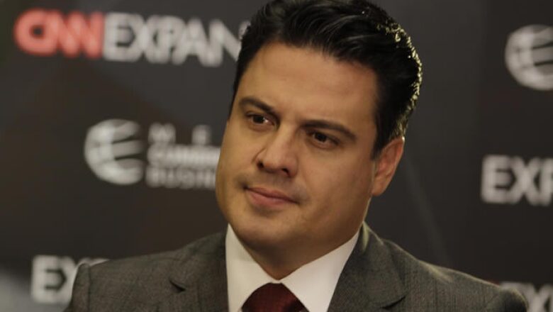 La reunión empresarial se lleva a cabo en la ciudad de Guadalajara, Jalisco, a la cual asistió el gobernador de dicha entidad, Aristóteles Sandoval.