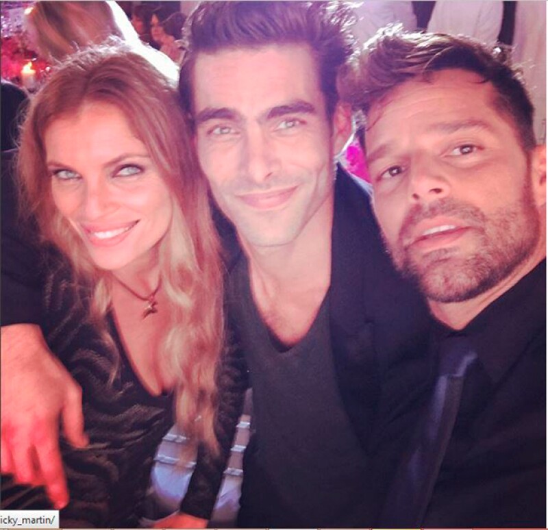 Durante el evento Ricky convivió con otros grandes amigos, entre ellos la actriz y modelo española Esther Cañadas.