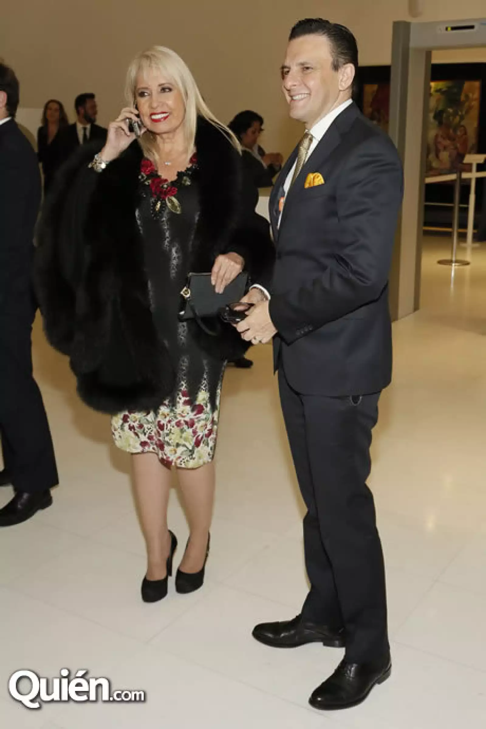 Carla Estrada,Charlie Mario