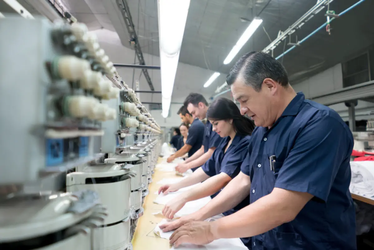 trabajadores de fábrica