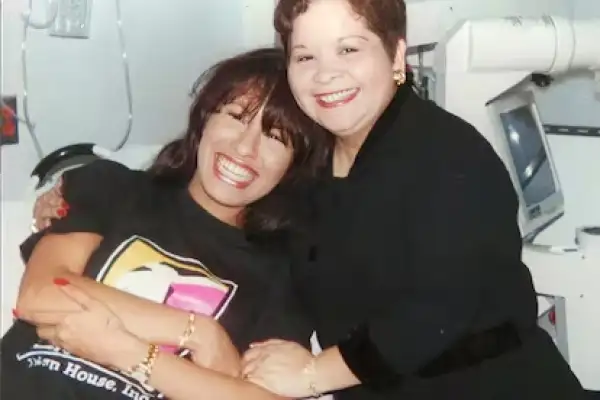 Selena Quintanilla y Yolanda Saldivar