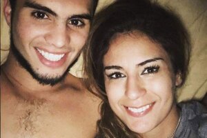 Luego de meses de rumores, una romántica fotografía confirmó el noviazgo de la mexicana con el también clavadista Iván García.