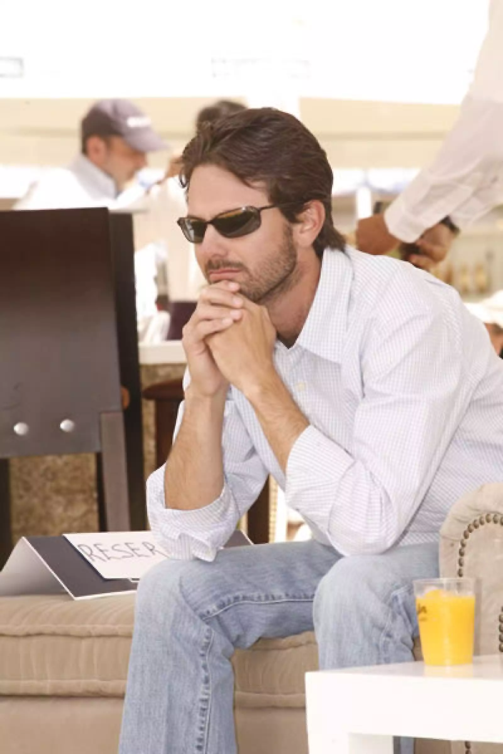 Peyrelonge poresentado por Scappino