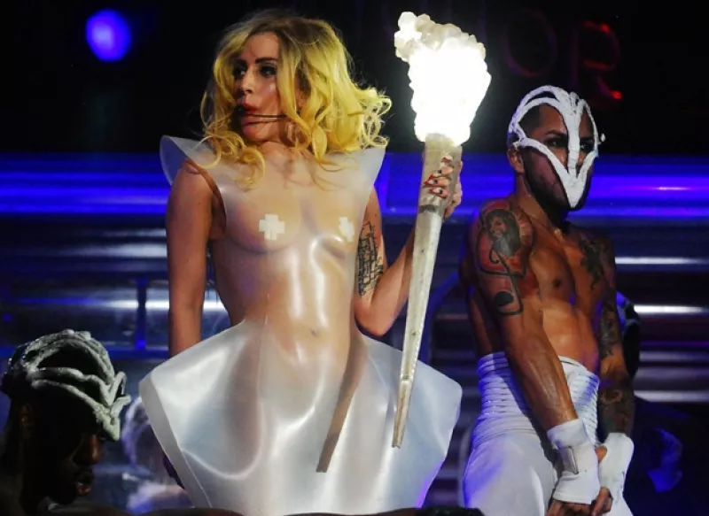 Momentos antes de salir al escenario de la perla tapatía, la cantante escribió en su cuenta de Twitter cómo percibía al público mexicano.