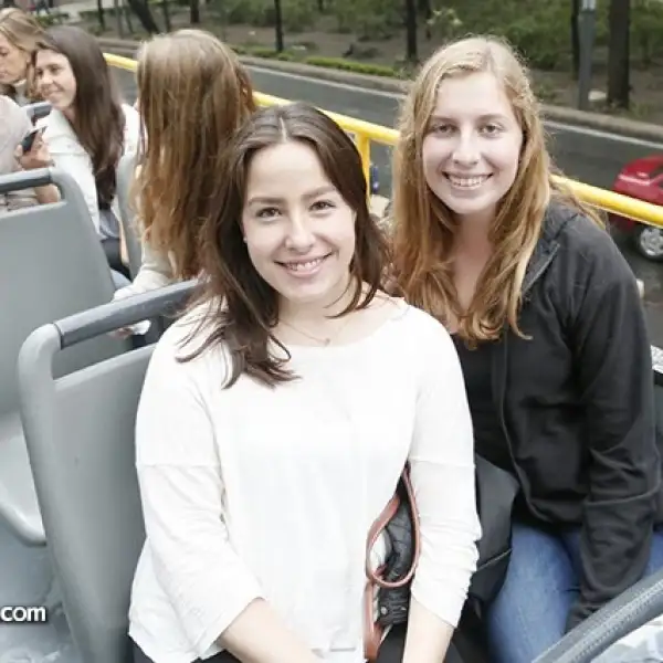 Fernanda y Sofía Baños