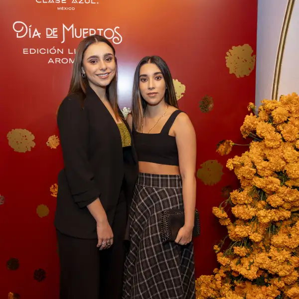 161 Jimena Pérez y Sofía Zuart.JPG