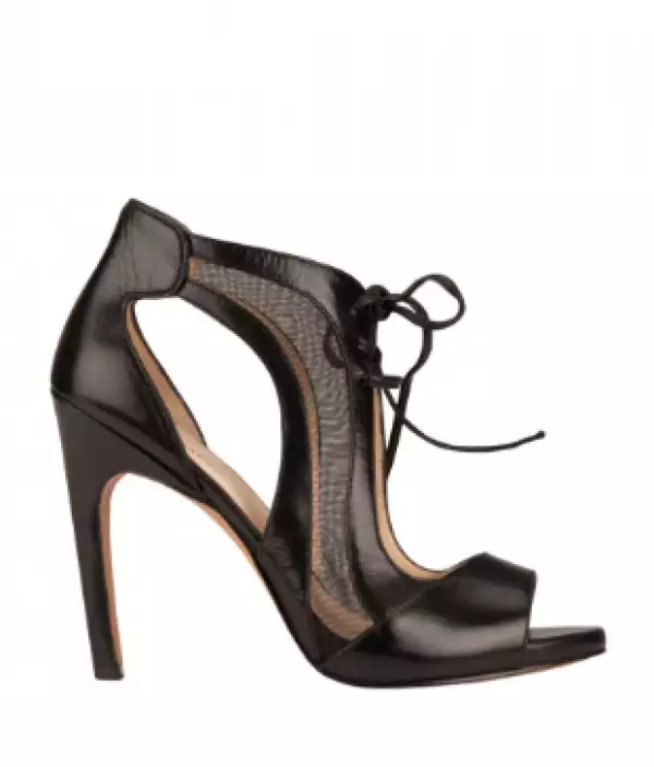 Zapatos en piel, Nine West, $1,990; centros comerciales.