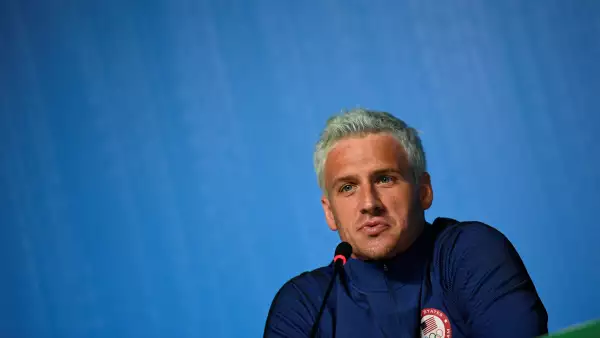 Lochte pide disculpas