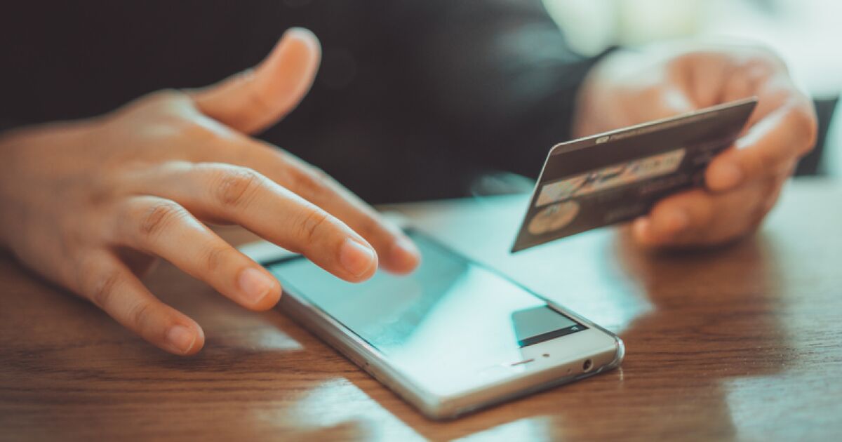 Üç Meksikalıdan biri interneti bankacılık hizmetleri için kullanıyor