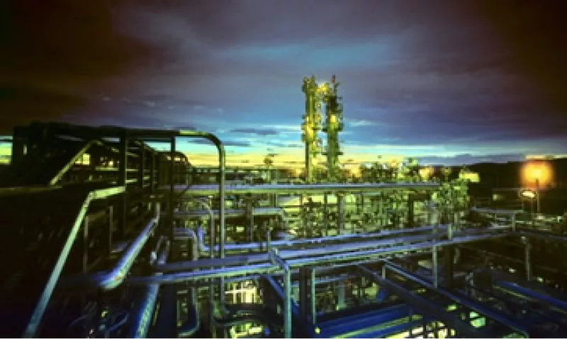 El crecimiento económico de Qatar bajaría fuertemente a 5.1% en el 2012, frente a 15% proyectado para este año. (Foto: Thinkstock)