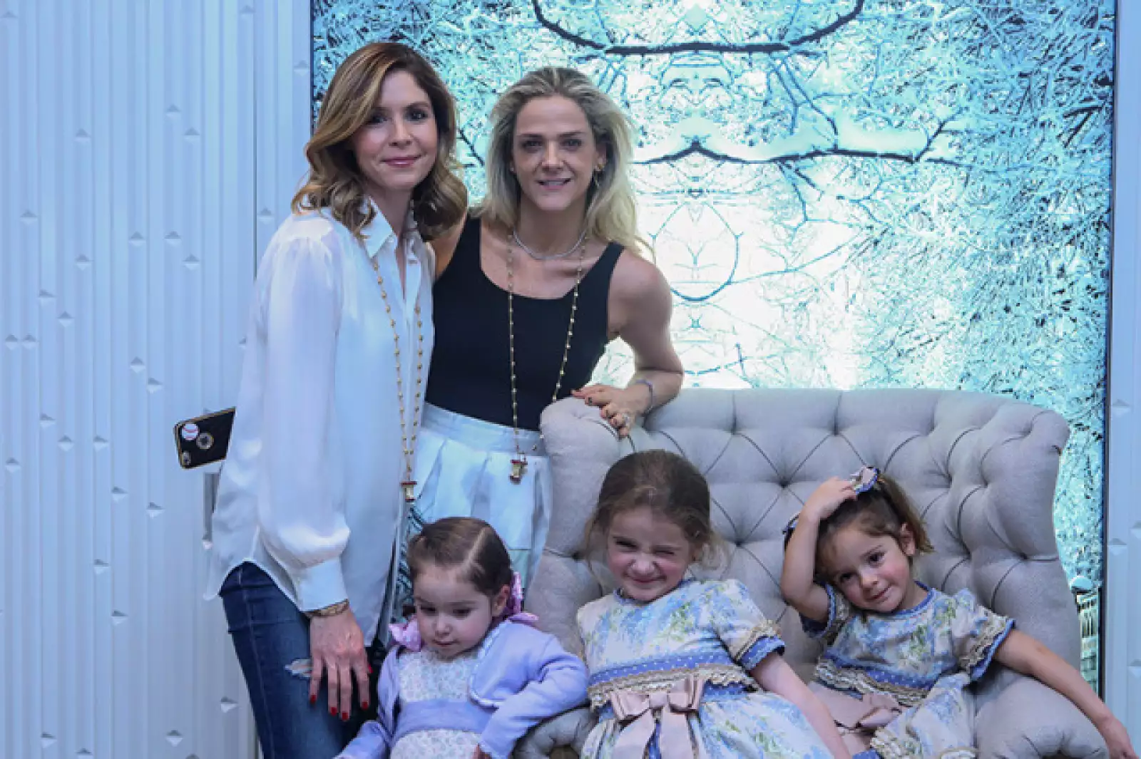 Paulina Creel, Miranda Creel, Beatriz Sámano, Beatriz Bejarano y Carlota Bejarano