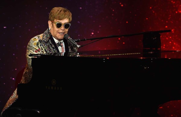 Elton John - Destacada