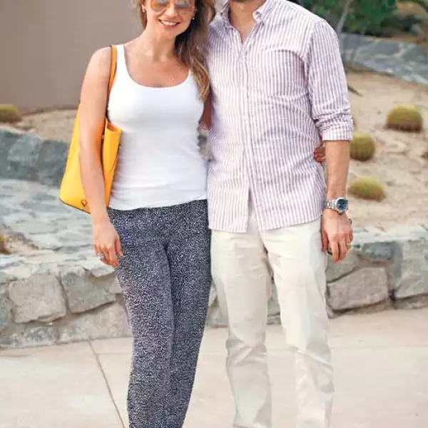 Ludwika y Emiliano durante la comida del BIFF.