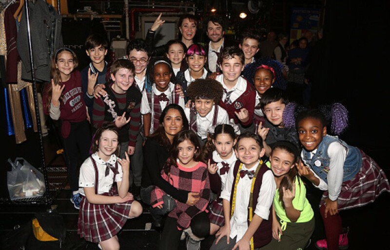 La actriz viajó a Nueva York con su hija para divertirse un poco y aprovecharon para ir al teatro, lugar de donde salieron más que encantadas tras ver el musical 'School of Rock'.