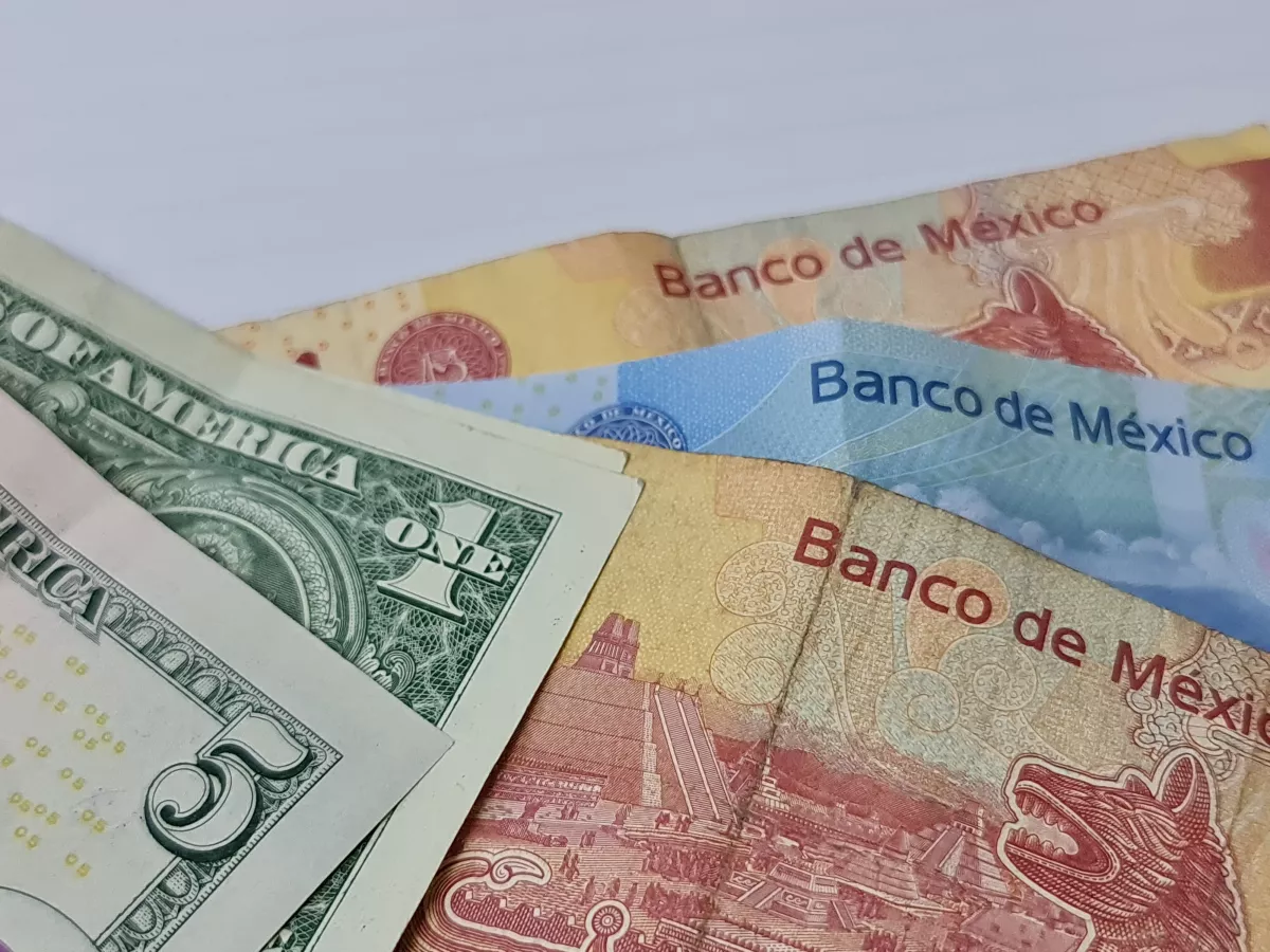 Peso mexicano a dólar hoy, 4 de octubre: se aprecia tras datos de empleo de EU y México