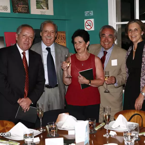 Antonio Sacal,José Luis Salas,Isabel Cazares,Arturo Cazares,Ilse María Escobar