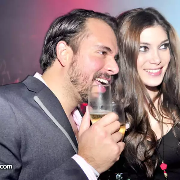 Dany Osuna y Estefanía Petterson