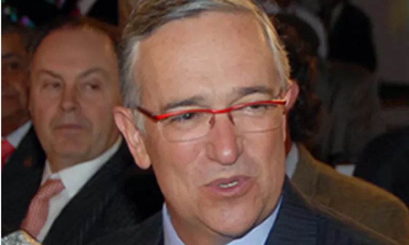 Salinas Pliego rechazó la idea de transmitir el debate entre los candidatos a la presidencia por cadena nacional. (Foto: Notimex)