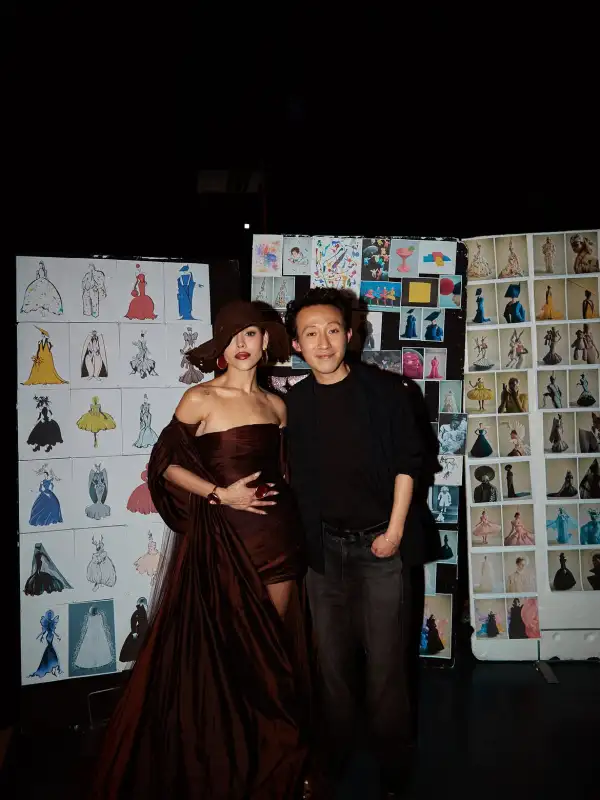 danna-paris-fashion-week.jpg