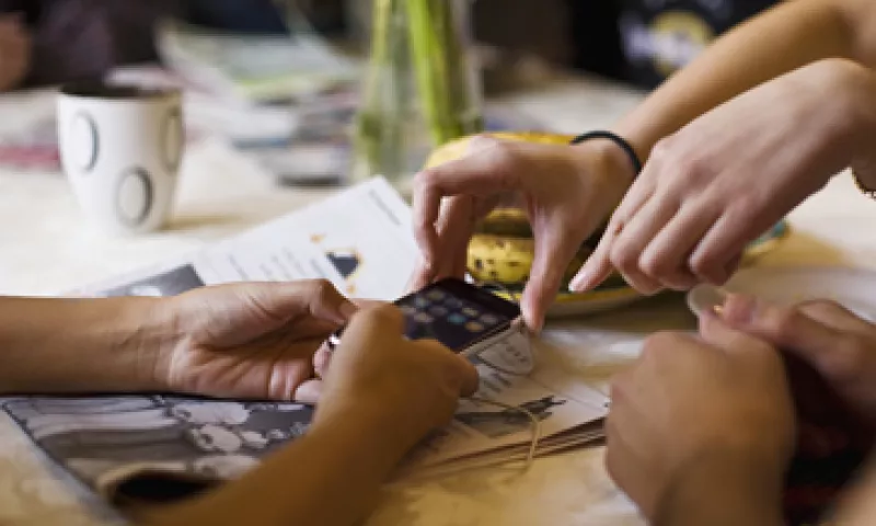 Verificar que descargaste la aplicación oficial de tu banco puede ayudarte a evitar un fraude. (Foto: Thinkstock)