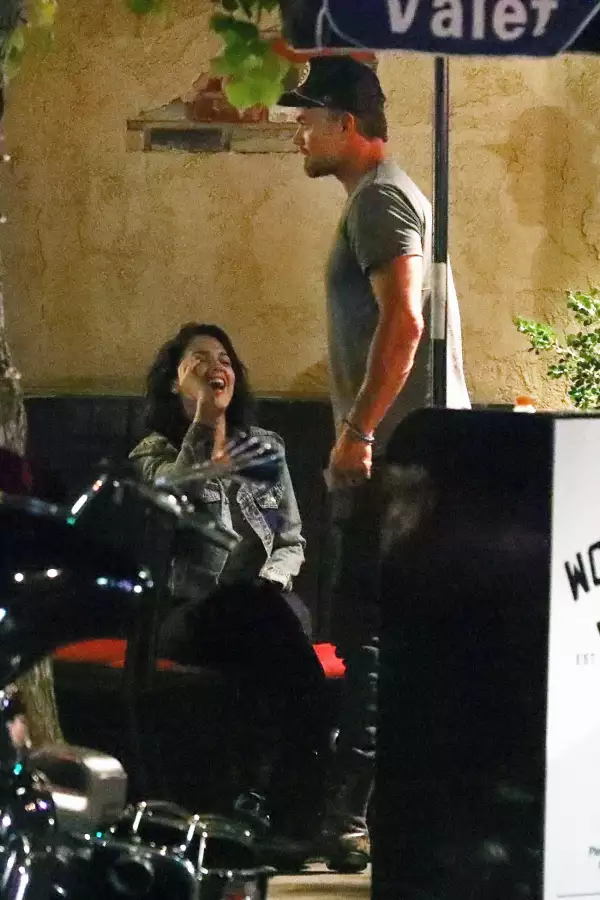 Eiza González, Josh Duhamel.