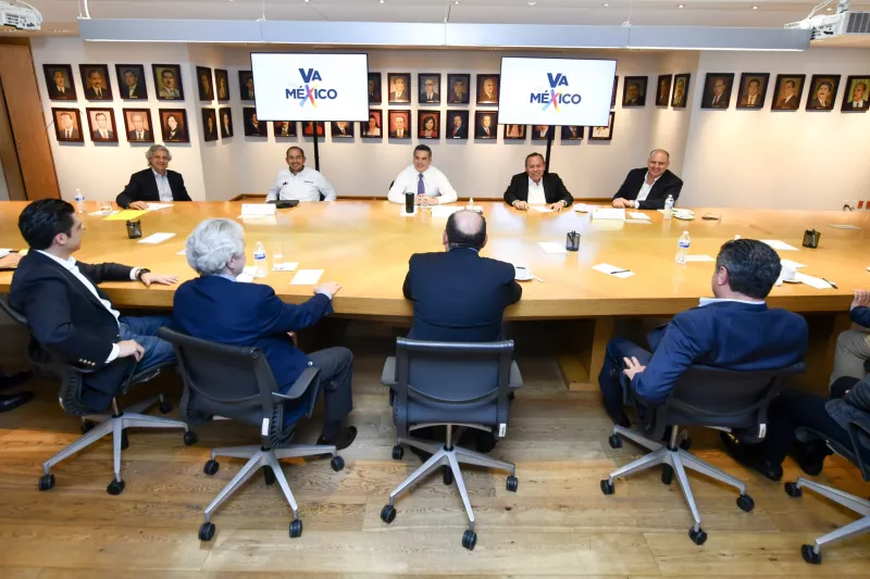 Reunión de la alianza Va Por Mexico en el PRI