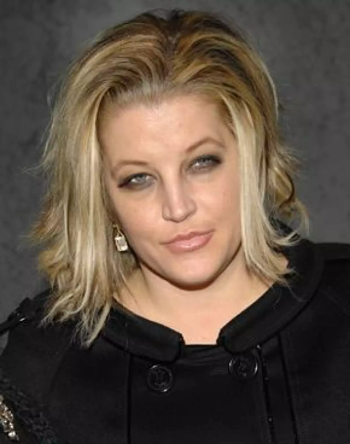 La hija de Elvis y su esposo Michael Lockwood decidieron llamarlas Finley y Harper.