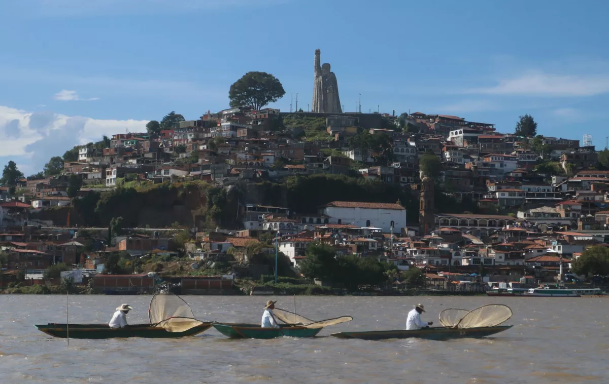 Paseo alrededor Isla Janitzio-2.jpg