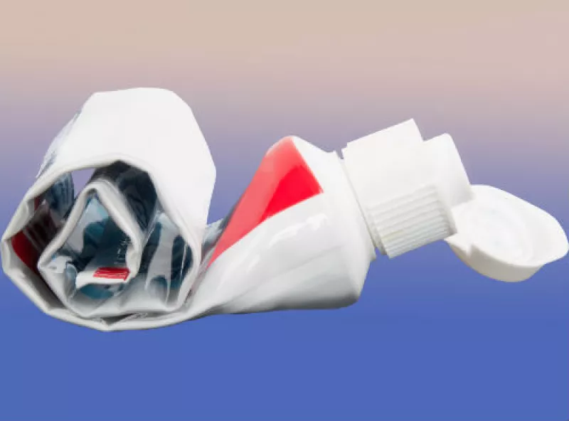 basura de pasta dental