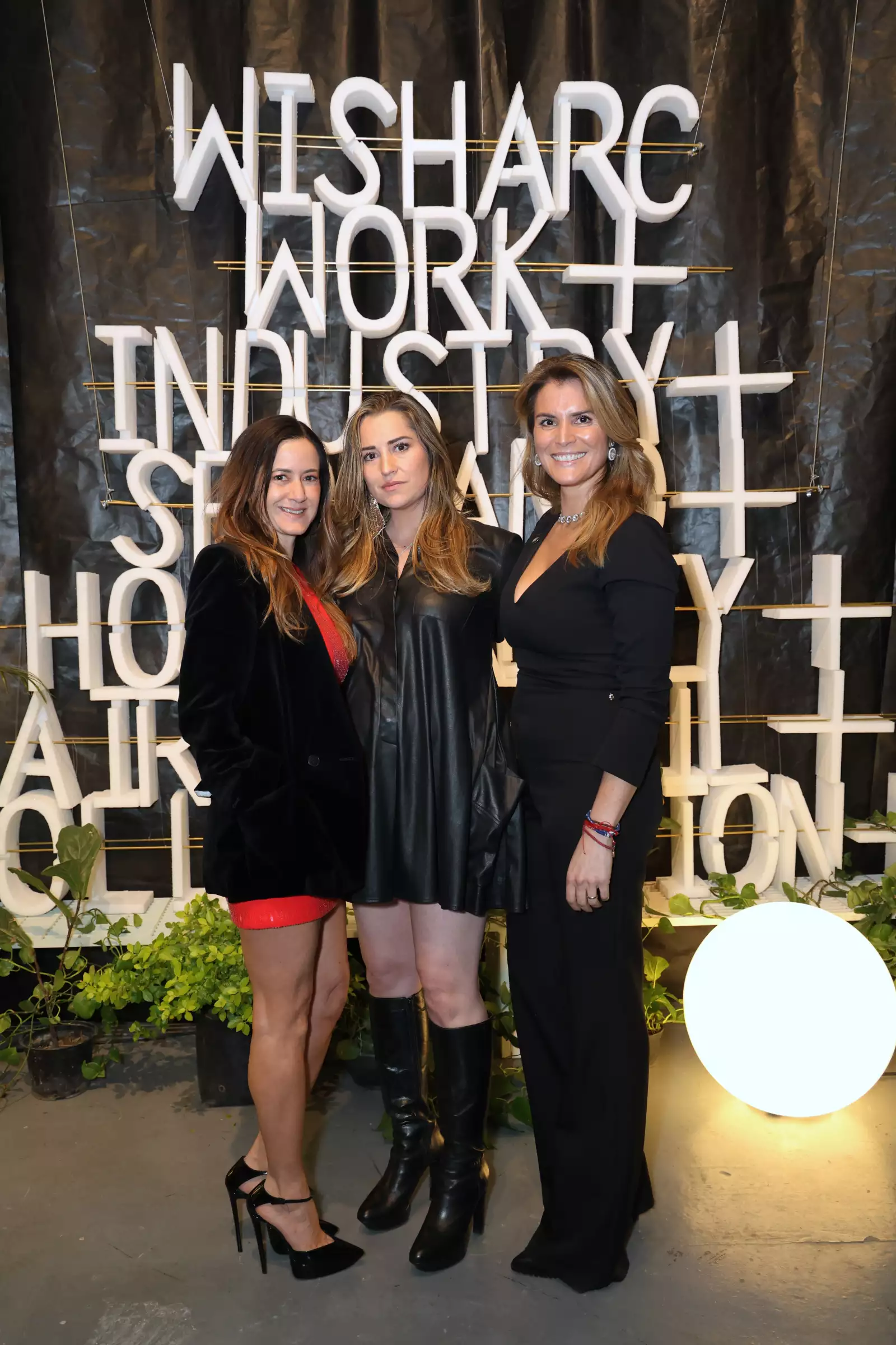 Valeria Espinosa , Isabel Arechederra y Soledad Taddei 