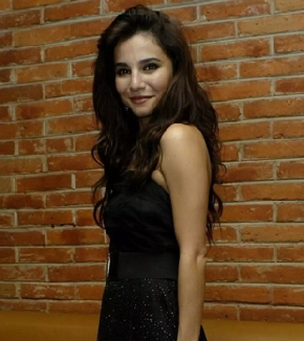 Junto con sus padres y hermanos tiene una productora de cine con la que ya prepara dos proyectos; además del estreno de `Te presento a Laura´, cinta que en la que debutó como escritora y productora.