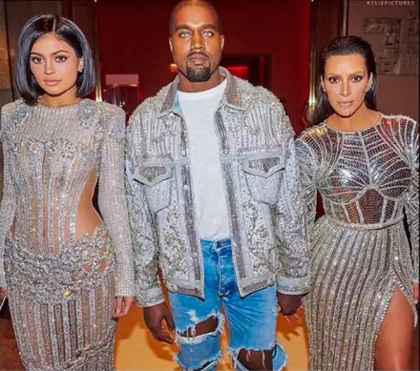 El rapero se enojó con Kylie al enterarse de su negociación con la competencia.