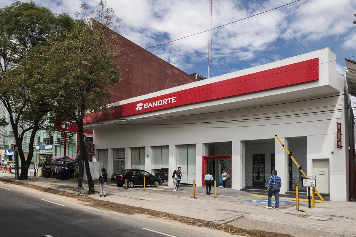 Banorte logró un saldo de 113,877 mdp debido al aumento en la colocación de créditos empresariales, arrendamiento y factoraje. (Foto: Archivo)