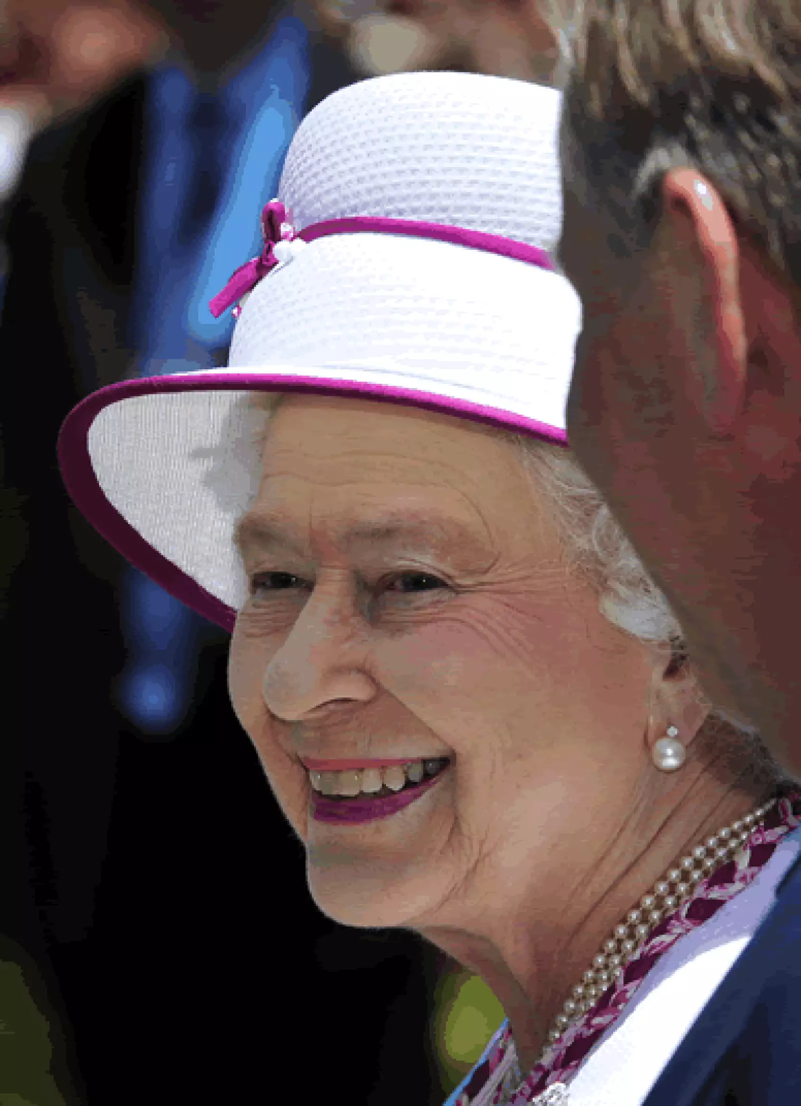 Isabel fue la primera hija del príncipe Alberto, duque de York (más tarde rey Jorge VI), y su esposa, Elizabeth.