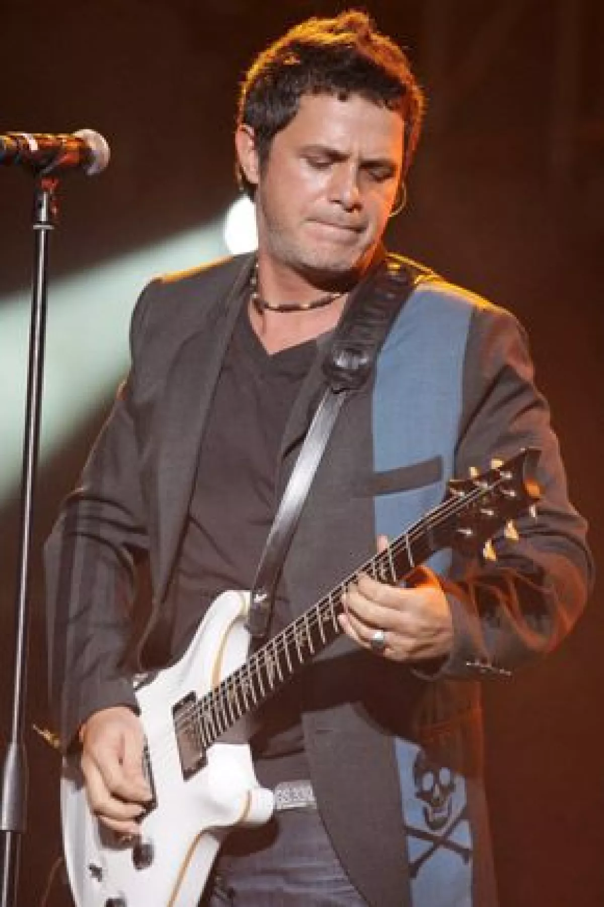 El cantante dijo haber sentido en los últimos años como si lo hubiera golpeado una tormenta, pero ahora dice estar en calma.