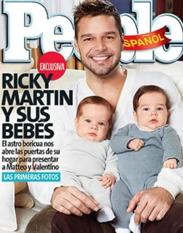 Ricky Martin cuando presentó a sus hijos por primera vez.